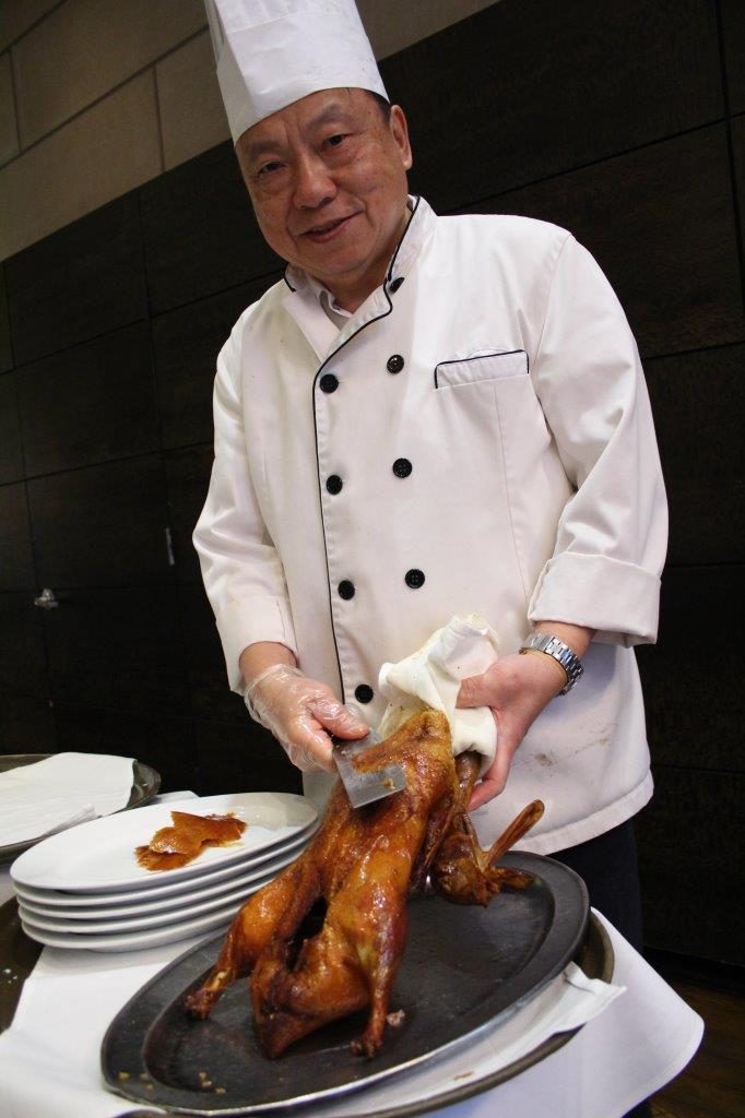 El chef nos presenta su pato laqueado